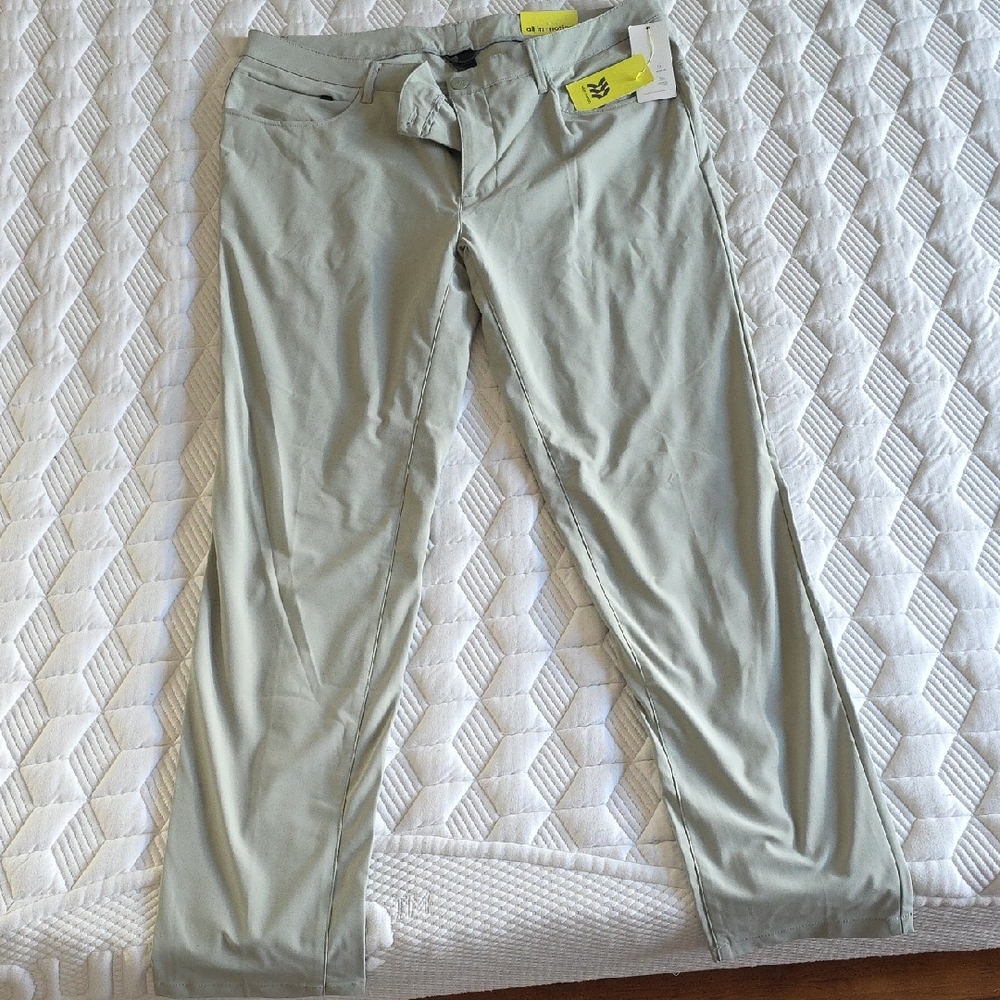 all in motion Men's Light Gray Golf Pants (38x32)